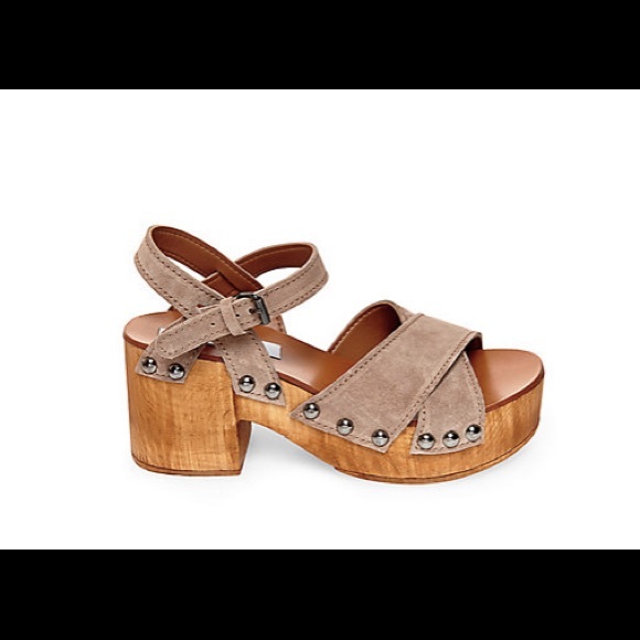 Steve Madden JENNAV wedge SIZE 10. Never worn!!!!