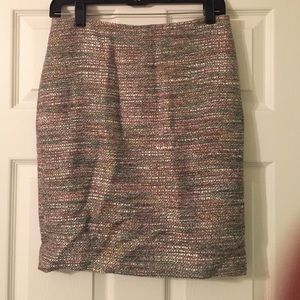 Taupe color tweed skirt