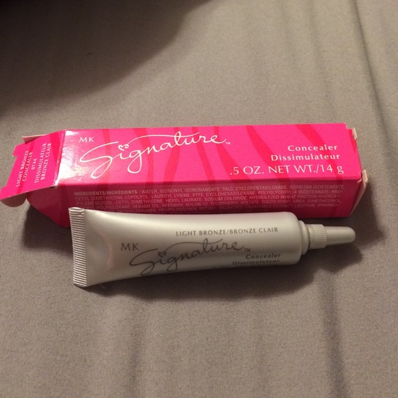 NWOT Mary Kay Light Bronze Concealer