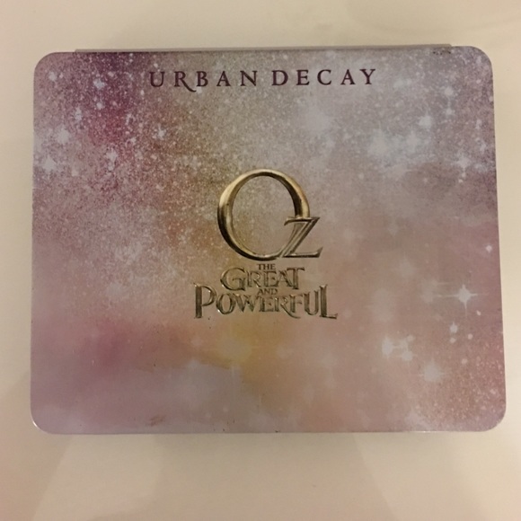 UD Oz the great and powerful eye palette