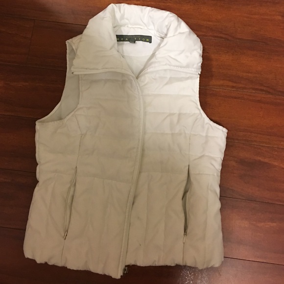 Kenneth Cole white puffer vest