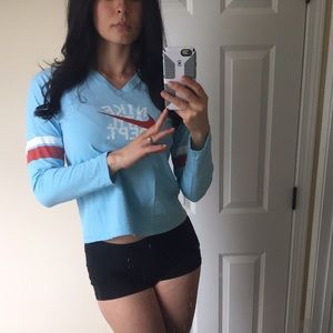 5$ Nike blue long sleeve top small