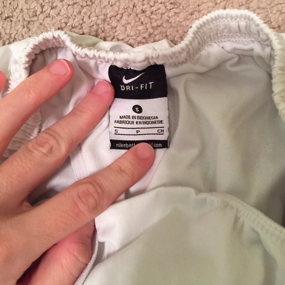 Nike shorts! - Picture 2 of 2