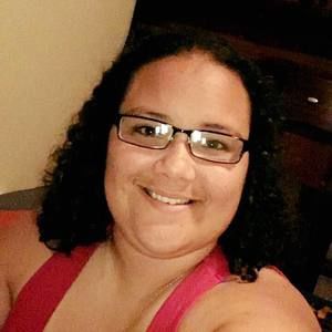 Meet your Posher, Elaina