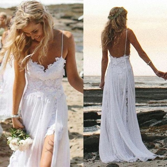 Beautiful beach wedding dress!