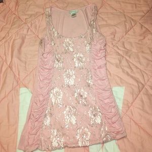Pink w. lace tank top