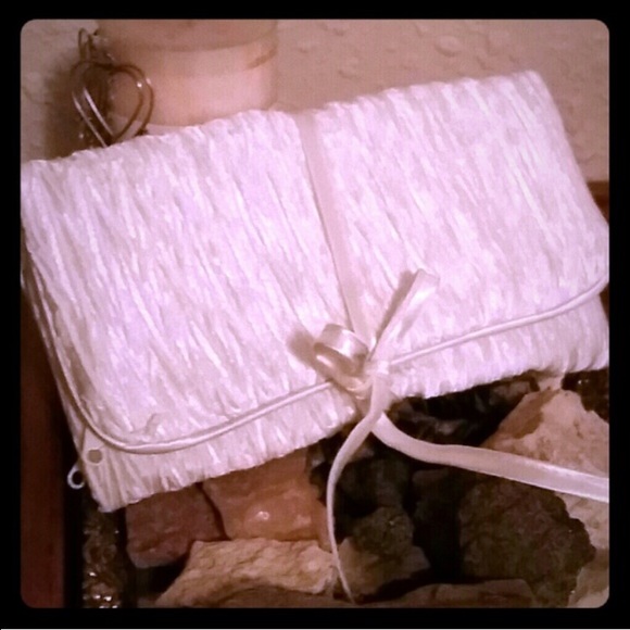 Satiny Clutch / Organizer - Picture 1 of 2