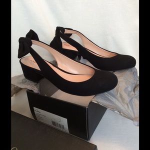 Black Sole Society suede pump 9.5