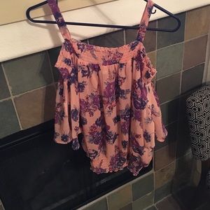 Guess cold shoulder top