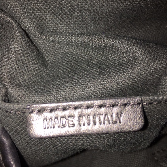 Additional photos of Burberry bag
