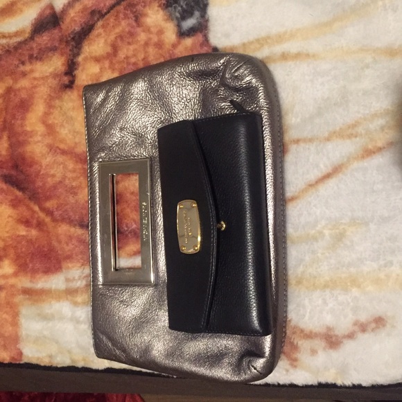 MK Silver Berkley Clutch - Picture 3 of 4