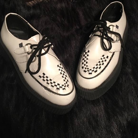 T.U.K Shoes - Mondo White Creepers