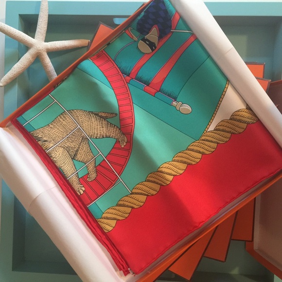 Hermes Scarf - Picture 2 of 3
