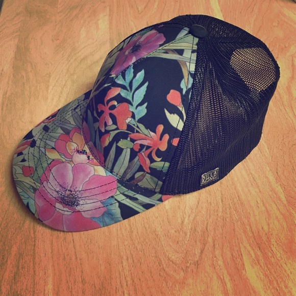 Billabong hat