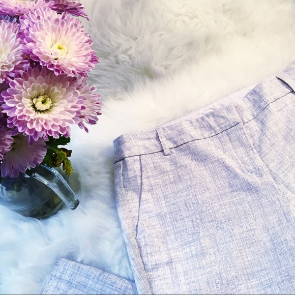 Work capris with faint grey detailing 💼