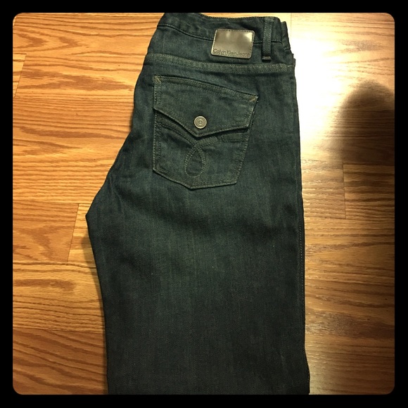 Dark blue jeans