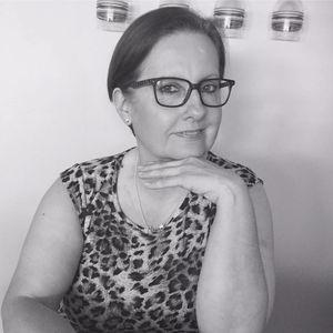 Meet your Posher, Yolanda