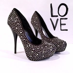 Refresh Black Jeweled Platform High Heels NWOT