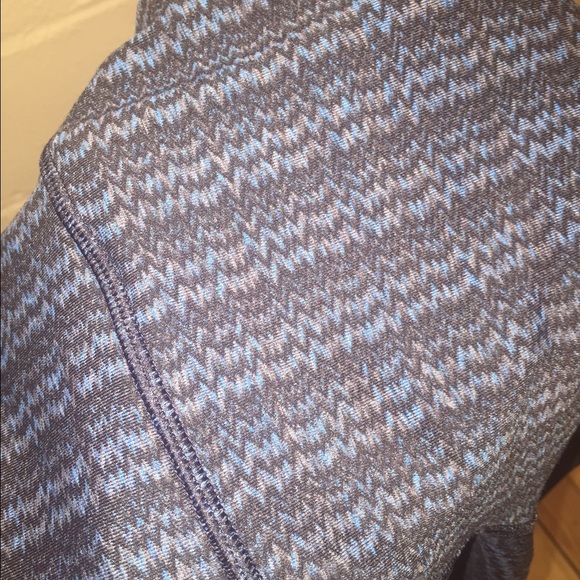 🎉sold🎉Like new Lululemon iggy wiggy wunder under - Picture 3 of 3