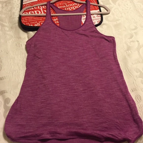 Lululemon singlet