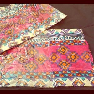 Up To 50% Off Sale! Brand New Infinity Scarf