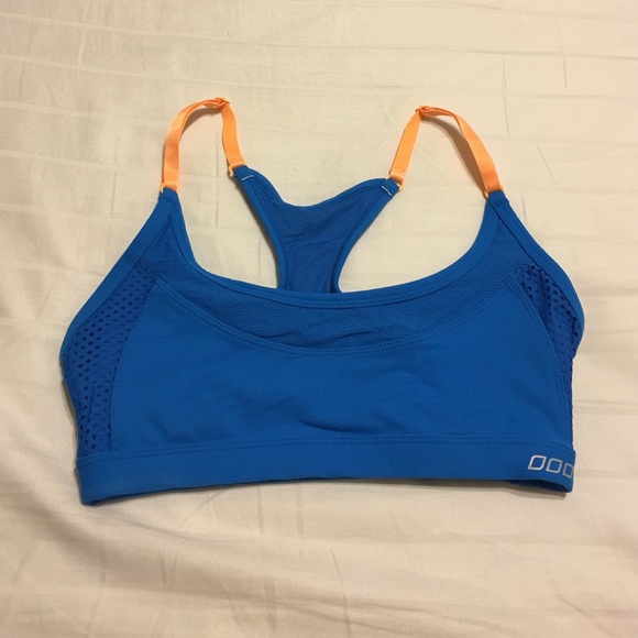 Lorna Jane sports bra