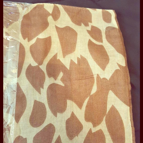 Up To 50% Off Sale! Brand New Infinity Scarf