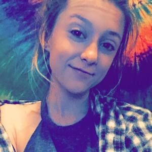 Meet your Posher, Nikole