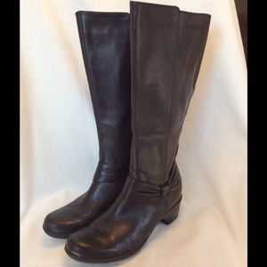 Clarks tall boots Black 9.5