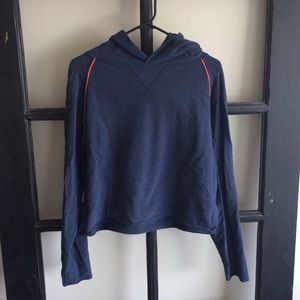 LIKE NEW Lululemon crop hoodie