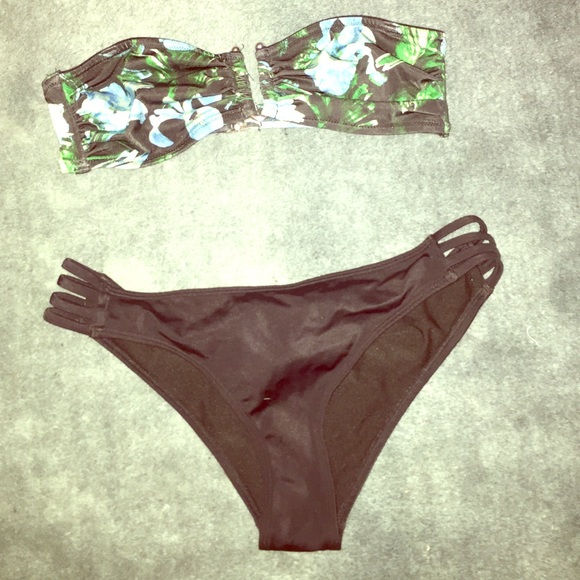 Two pc swim suit