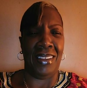 Meet your Posher, Liz