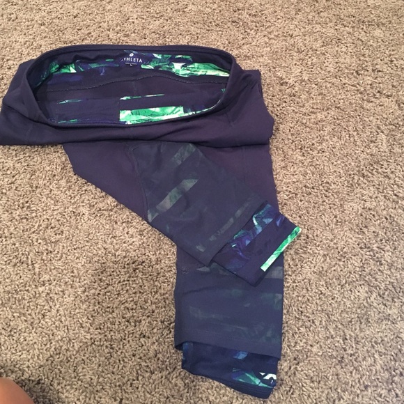 ISO: NOT selling mine just ISO of small - Picture 1 of 3