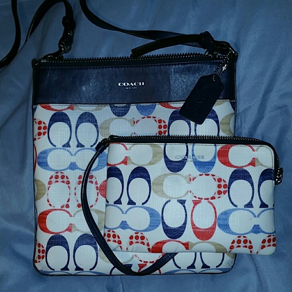 Vinyl Coach crossbody set