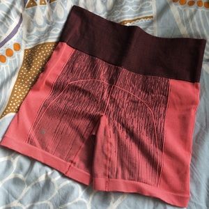 BRAND NEW Lululemon yoga shorts