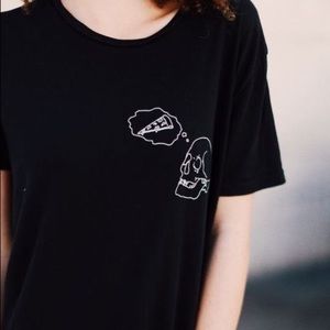 Black brandy skull pizza top