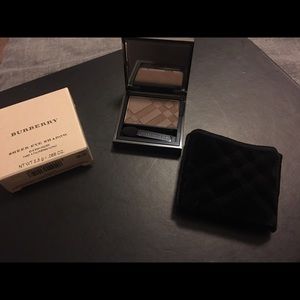 Burberry eyeshadow