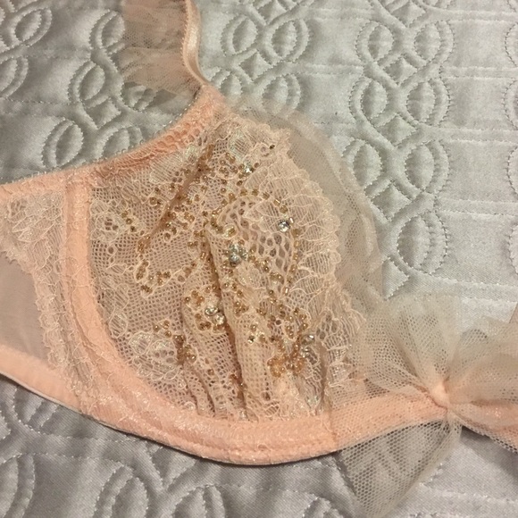 Sale🎉VS Beaded Dream Angels Unlined Plunge - Picture 4 of 4