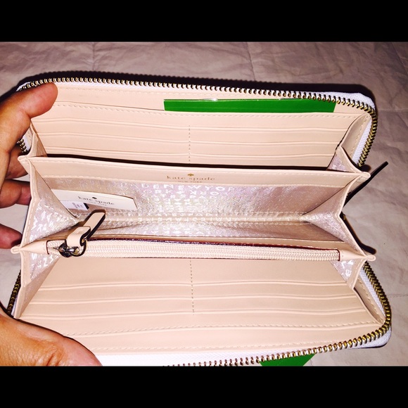 Kate Spade Neda Wallet - Picture 3 of 4