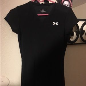 Under Armour shirt black medium