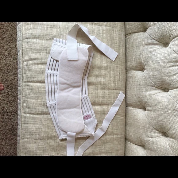 Maternity support belt. Size small.