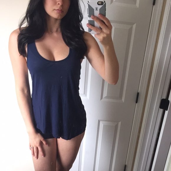 10$ Bcbg racer back navy tank top