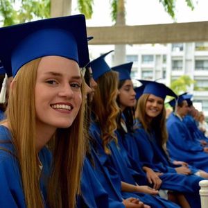 Meet your Posher, Veronica