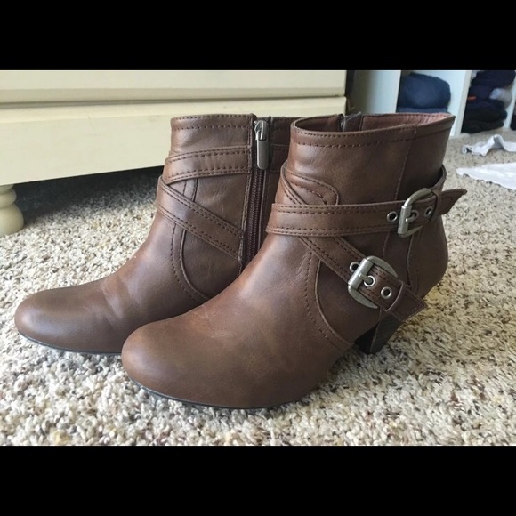 Steve Madden booties- size 7