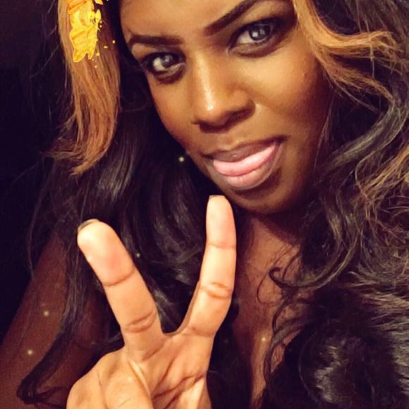 Meet your Posher, Deshonna - Picture 1 of 1