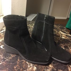 Ankle high black boots