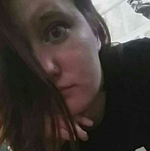 Meet your Posher, Elise