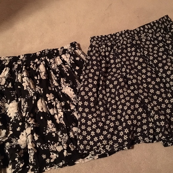 ‼️ Bundle ‼️ Two Brandy Melville Skirts
