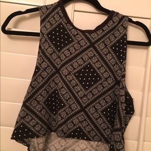 Paisley Muscle Tee Crop top