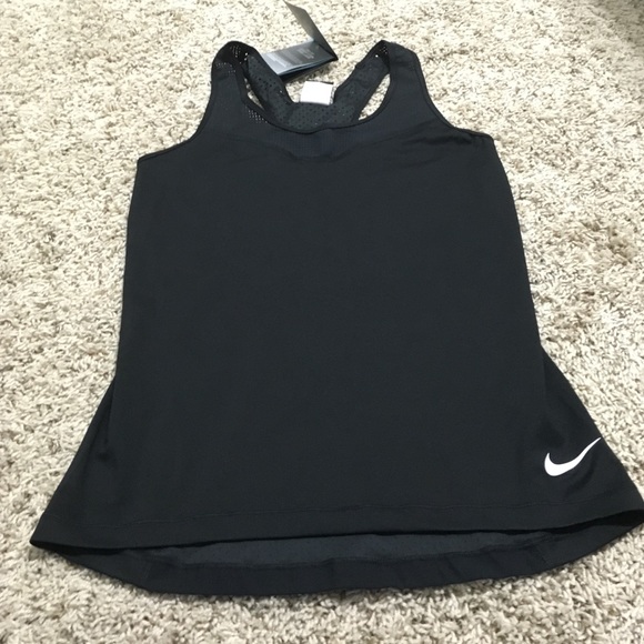 NEW Nike Hypercool Dri fit workout tank size med - Picture 3 of 3